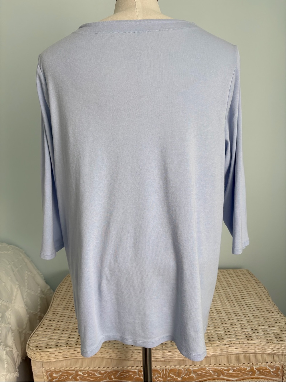 J. Jill Relaxed V-Neck 3/4 Sleeve Top in Soft Light Blue, Pima cotton - Picture 2 of 6